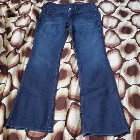 Women Becky True Religion Blue Jeans in a Size 28 - Picture 3 of 10